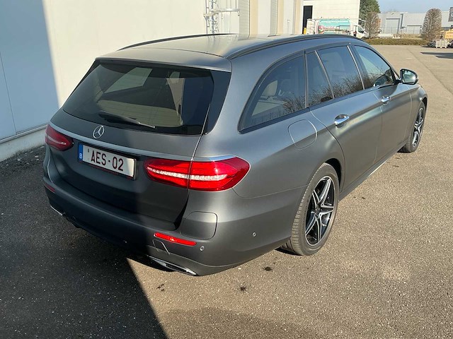 Mercedes-benz e 300 de designo interieur personenauto - afbeelding 33 van  37