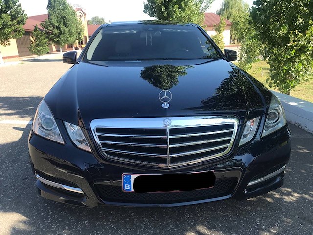 Mercedes-benz e-klasse diesel 2011 - afbeelding 1 van  1