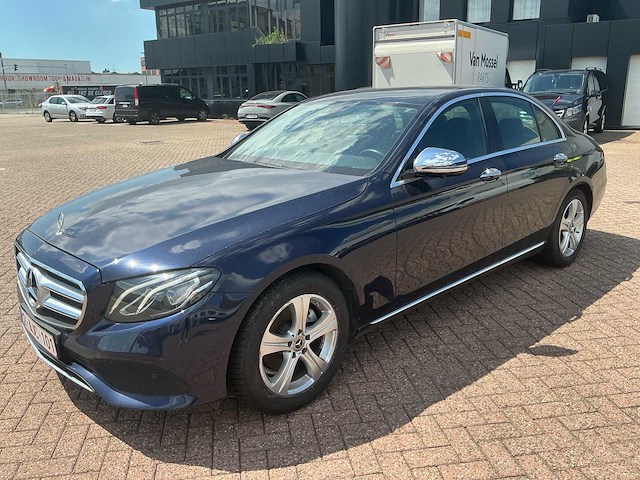 Mercedes-benz e200 d personenauto - afbeelding 1 van  32