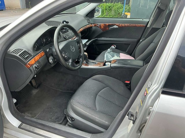 Mercedes-benz e220cdi personenauto - afbeelding 13 van  13