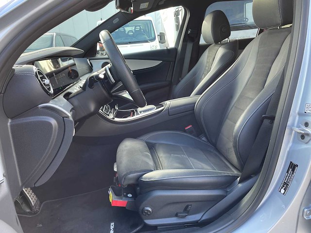 Mercedes-benz e300e - afbeelding 13 van  17