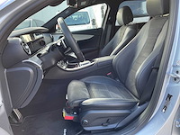Mercedes-benz e300e - afbeelding 13 van  17