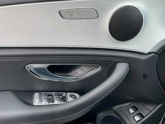 Mercedes-benz e300e - afbeelding 9 van  21