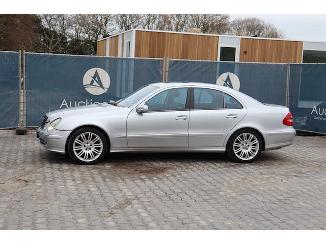 Mercedes-benz e320cdi diesel 204pk 2004 (marge) - afbeelding 1 van  1