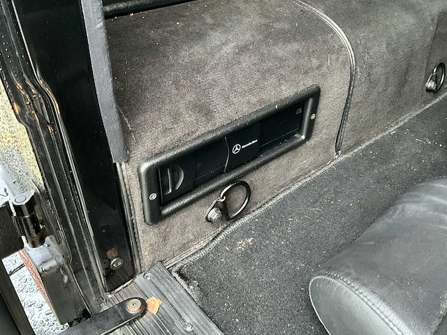 Mercedes-benz g400 g-klasse bedrijfswagen - afbeelding 21 van  40