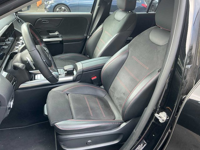 Mercedes-benz gla 250e personenauto - afbeelding 6 van  32
