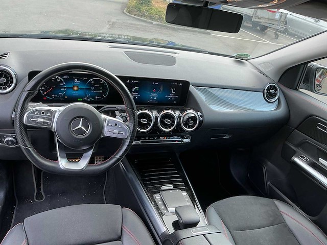 Mercedes-benz gla 250e personenauto - afbeelding 7 van  32