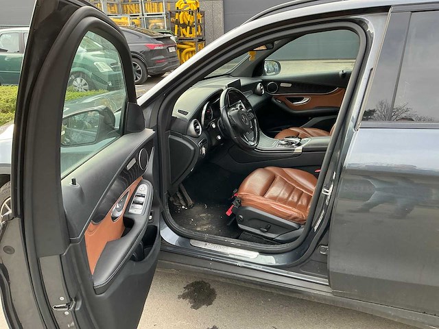 Mercedes-benz glc 220 d 4matic personenauto - afbeelding 2 van  35