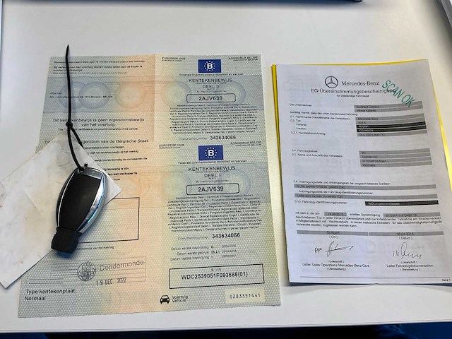 Mercedes-benz glc 220 d 4matic personenauto - afbeelding 17 van  35