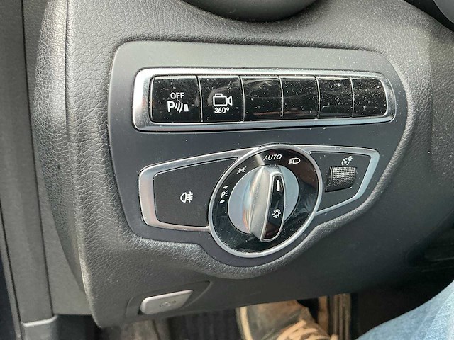 Mercedes-benz glc 220 d 4matic personenauto - afbeelding 24 van  35