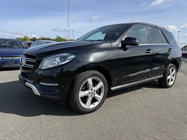 Mercedes-benz gle w166 250 d 4 matic 204 at, 2016 - afbeelding 1 van  38