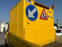 Mercedes-benz lichte vrachtwagen - afbeelding 2 van  18