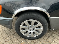 Mercedes-benz longversion e200 oldtimer - afbeelding 17 van  30