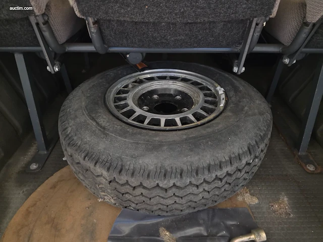 Mercedes-benz mb100dp 1990 - afbeelding 15 van  33