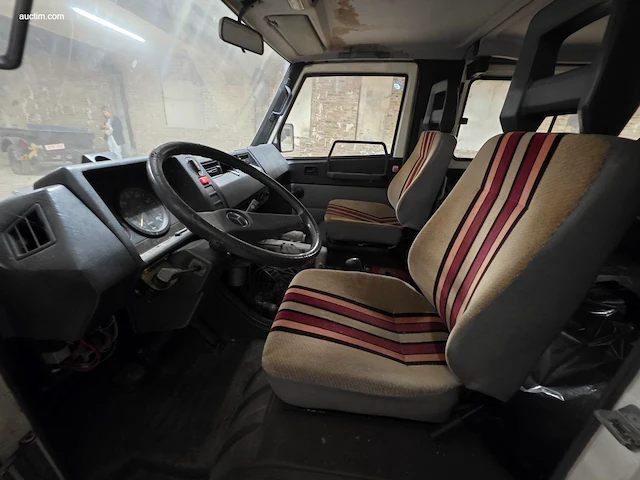 Mercedes-benz mb100dp 1990 - afbeelding 30 van  33