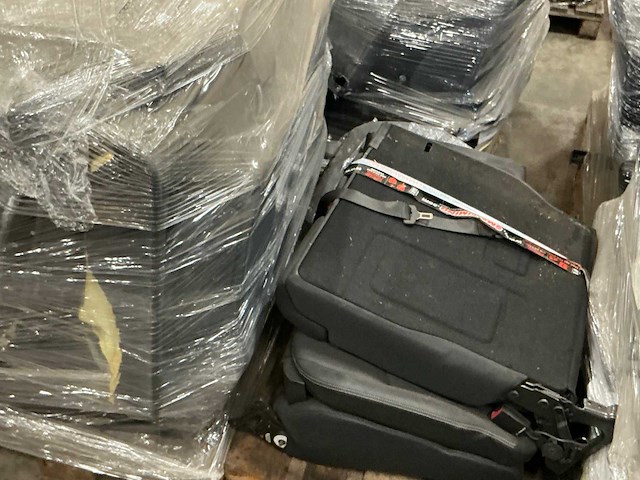 Mercedes-benz partij auto-zetels - afbeelding 6 van  9