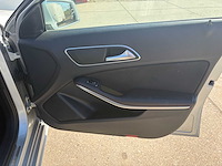 Mercedes-benz personenauto - afbeelding 17 van  29
