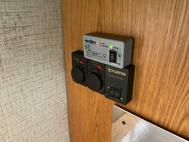 Mercedes-benz rmb 600 4x4 camper - afbeelding 17 van  46