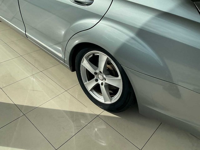 Mercedes-benz s320 personenauto - afbeelding 9 van  13