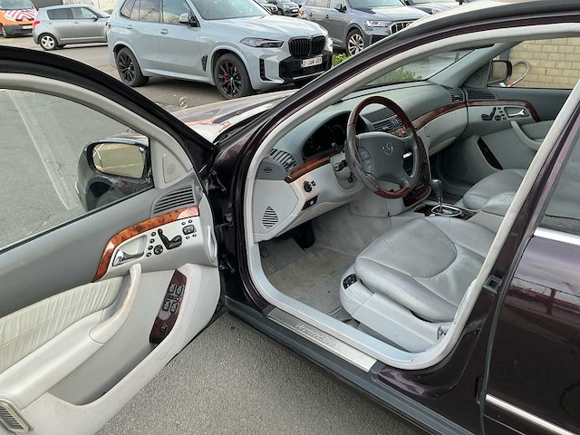 Mercedes-benz s500 sedan youngtimer > 15 - afbeelding 5 van  25