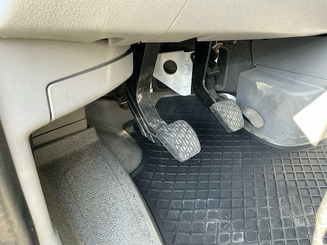 Mercedes-benz sprinter 214 cdi bedrijfswagen met webasto en trekhaak - afbeelding 13 van  45
