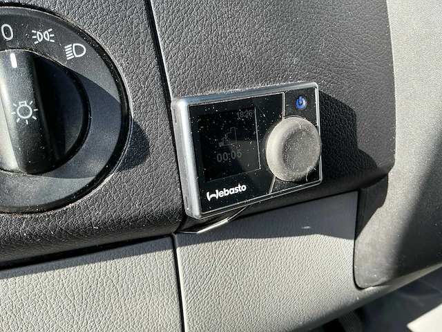 Mercedes-benz sprinter 214 cdi bedrijfswagen met webasto en trekhaak - afbeelding 17 van  45
