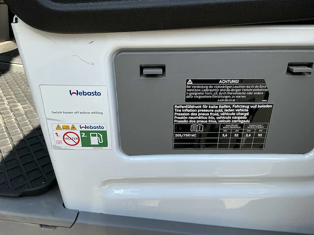 Mercedes-benz sprinter 214 cdi bedrijfswagen met webasto en trekhaak - afbeelding 24 van  45