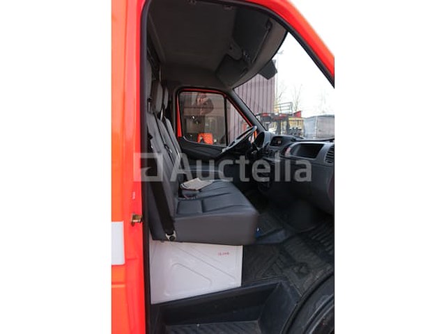 Mercedes-benz sprinter 313 cdi-d brandweerwagen - afbeelding 13 van  57