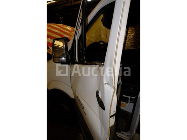 Mercedes-benz sprinter 313 cdi flatbed bestelwagen voor onderdelen (2011-vin:wdb9061311n501575) - afbeelding 25 van  25
