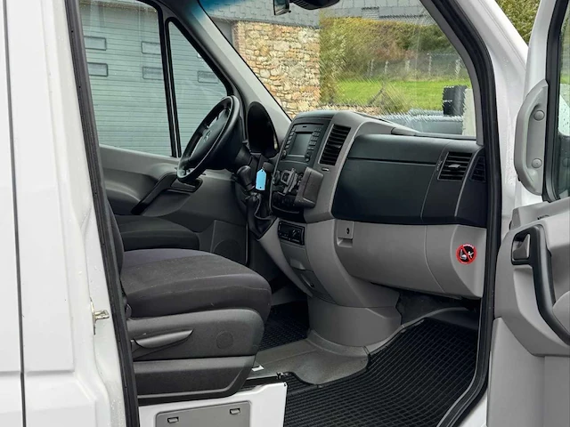 Mercedes-benz sprinter 316 cdi bestelwagen - afbeelding 13 van  25