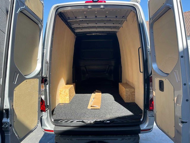 Mercedes-benz sprinter 319 cdi v6 sprinter vanw1 bestelwagen - afbeelding 23 van  24
