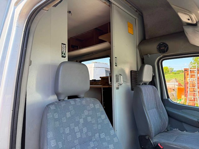 Mercedes-benz sprinter 6p campervan / camperwagen - afbeelding 2 van  14