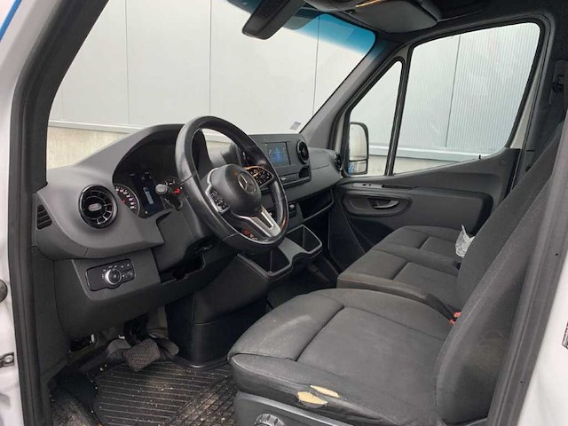 Mercedes-benz sprinter bedrijfswagen - afbeelding 2 van  24