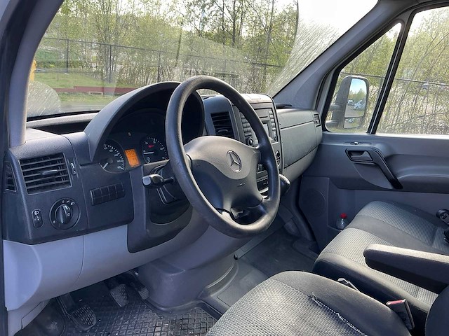 Mercedes-benz sprinter bedrijfswagen - afbeelding 28 van  37