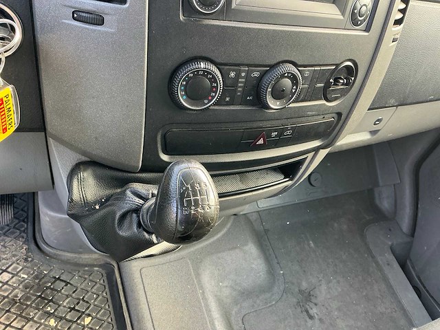 Mercedes-benz sprinter bedrijfswagen - afbeelding 30 van  37