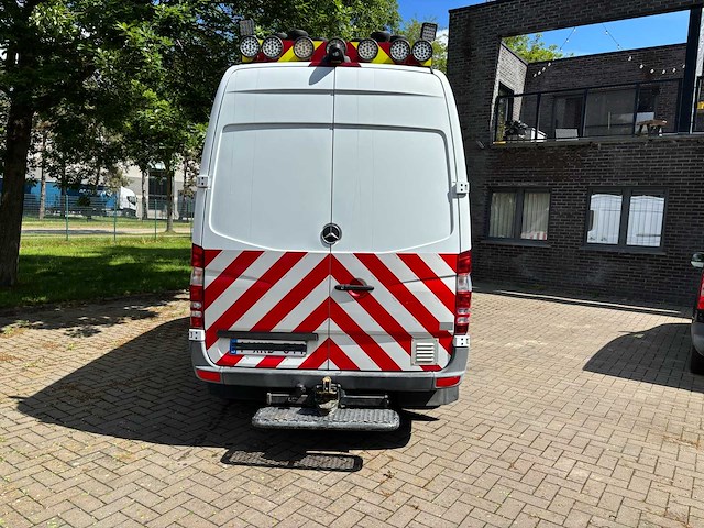 Mercedes-benz sprinter l2h2 519 cdi/ 3.5 v6 bedrijfswagen - afbeelding 32 van  37