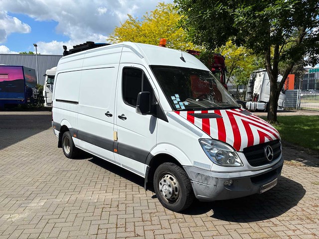 Mercedes-benz sprinter l2h2 519 cdi/ 3.5 v6 bedrijfswagen - afbeelding 35 van  37