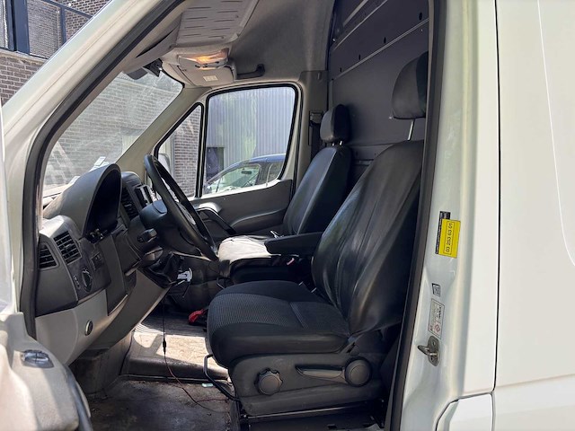 Mercedes-benz sprinter l2h2 519 cdi/ 3.5 v6 bedrijfswagen - afbeelding 6 van  37