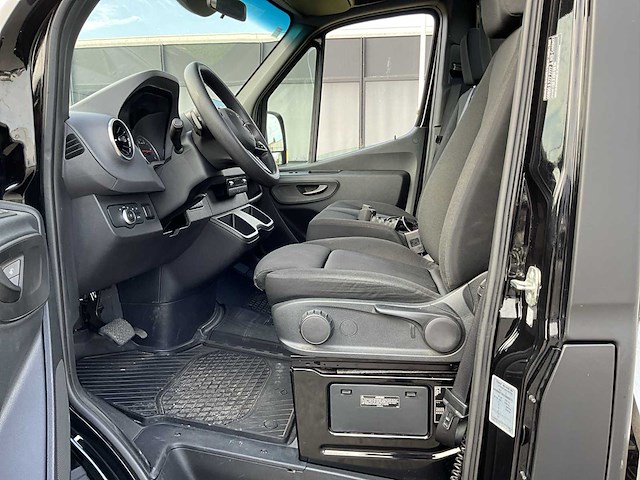 Mercedes-benz sprinter takelwagen 3.0l - afbeelding 2 van  36