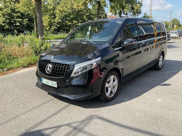 Mercedes-benz v-klasse - afbeelding 1 van  22