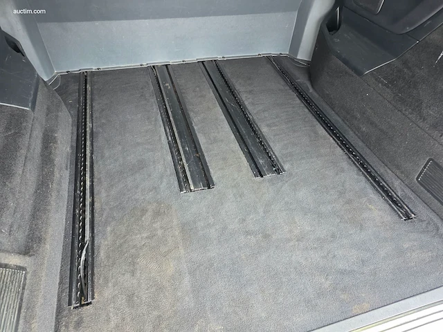 Mercedes-benz v300d 2023 - afbeelding 9 van  27
