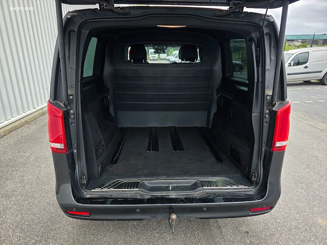 Mercedes-benz v300d 2023 - afbeelding 25 van  27