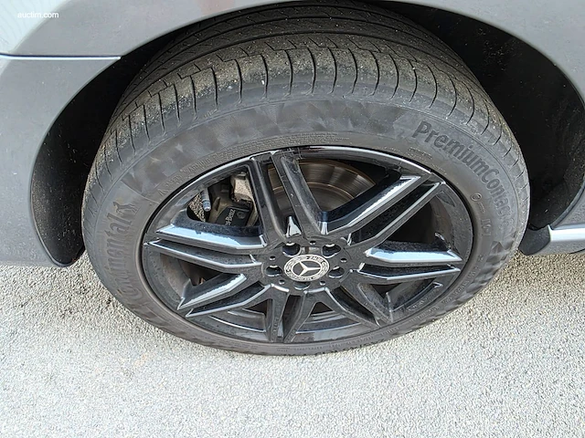 Mercedes-benz v300d combi avantgarde (l2) 2022 - afbeelding 35 van  47