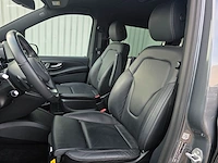 Mercedes-benz v300d combi avantgarde (l2) 2022 - afbeelding 46 van  47
