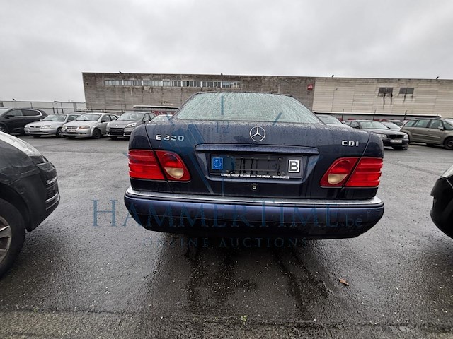 Mercedes-benz vario 614 d combi lwb 4.2 turbo (eco), 1999 - afbeelding 38 van  41