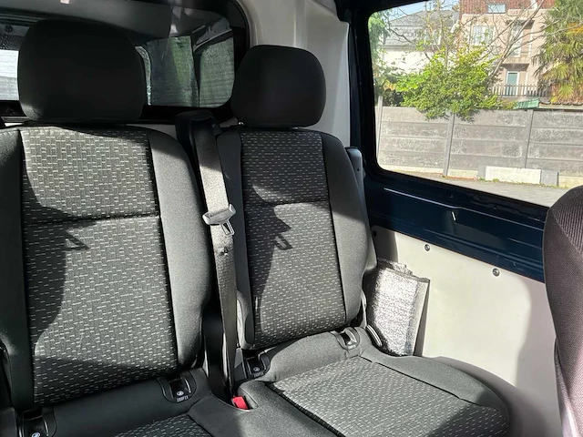 Mercedes-benz vito 119 cdi mixto w447 / diepe cabinewagen - afbeelding 20 van  35