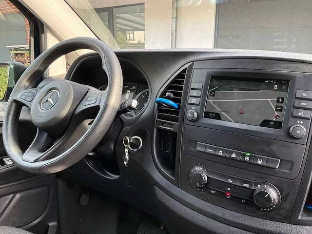 Mercedes-benz vito 119 cdi mixto w447 / diepe cabinewagen - afbeelding 21 van  35