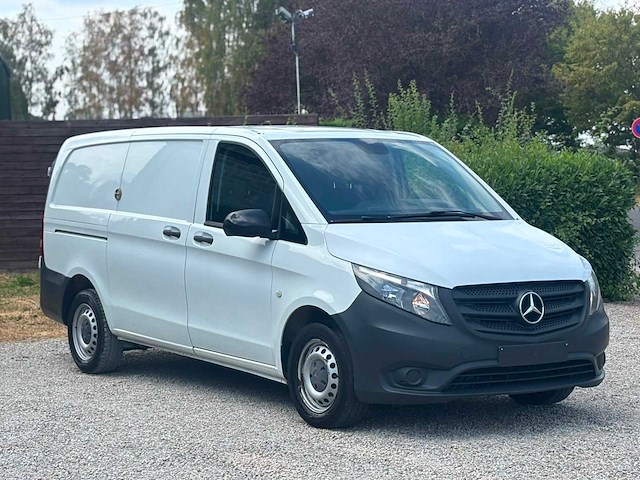 Mercedes-benz vito 639/4 bestelwagen - afbeelding 18 van  20