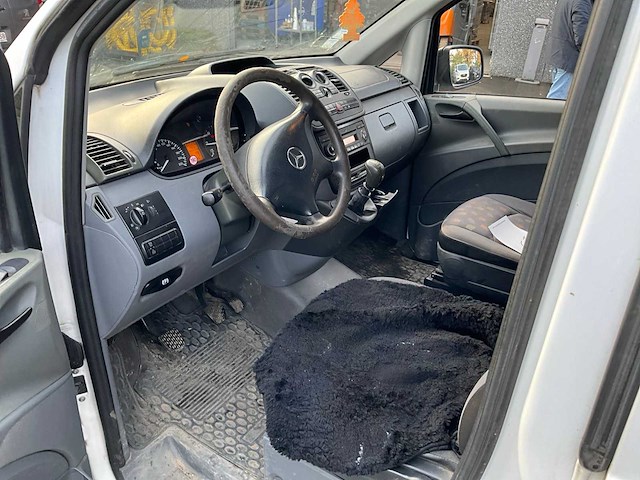 Mercedes-benz vito bedrijfswagen - afbeelding 33 van  33