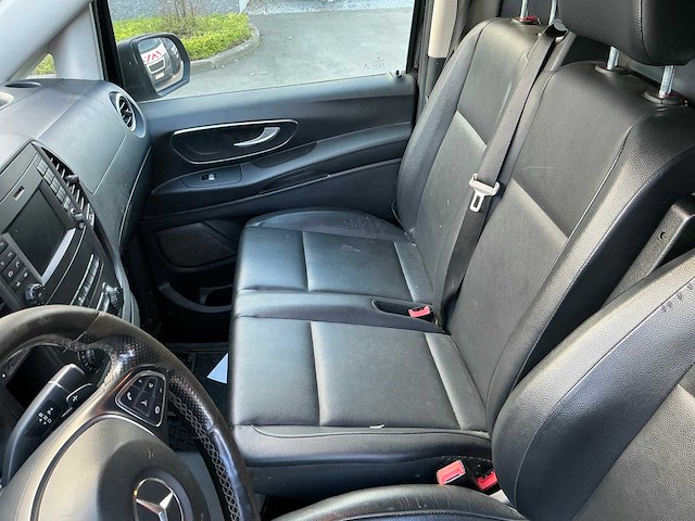 Mercedes-benz vito bedrijfswagen - afbeelding 17 van  34